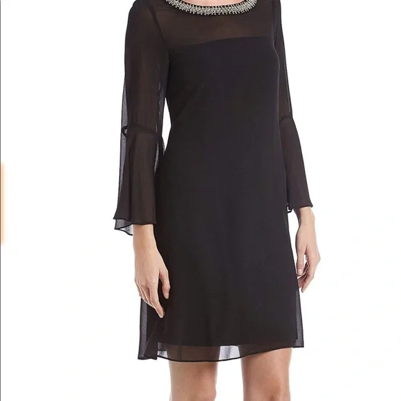 Jessica Howard Flutter Sleeve Dress - Picture 3 of 6